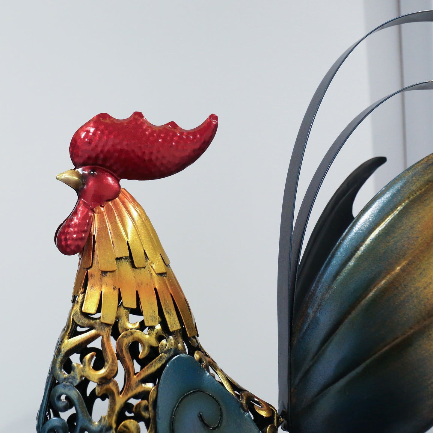 RustyRooster Sculptuur – Vintage Metalen Haan voor Tuin & Huisdecoratie