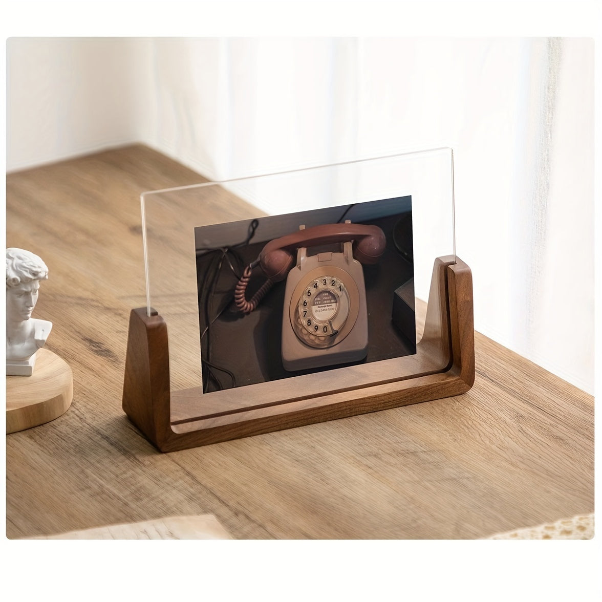 U Vorm Fotolijst Met Acryl En Hout Voor Tijdloze Presentatie Van Waardevolle Foto’s