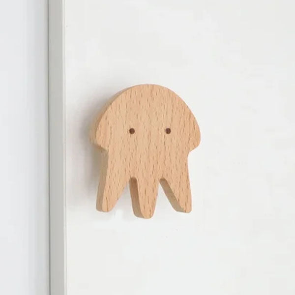 Houten Wandhaken Met Speels Ontwerp En Scandinavische Uitstraling