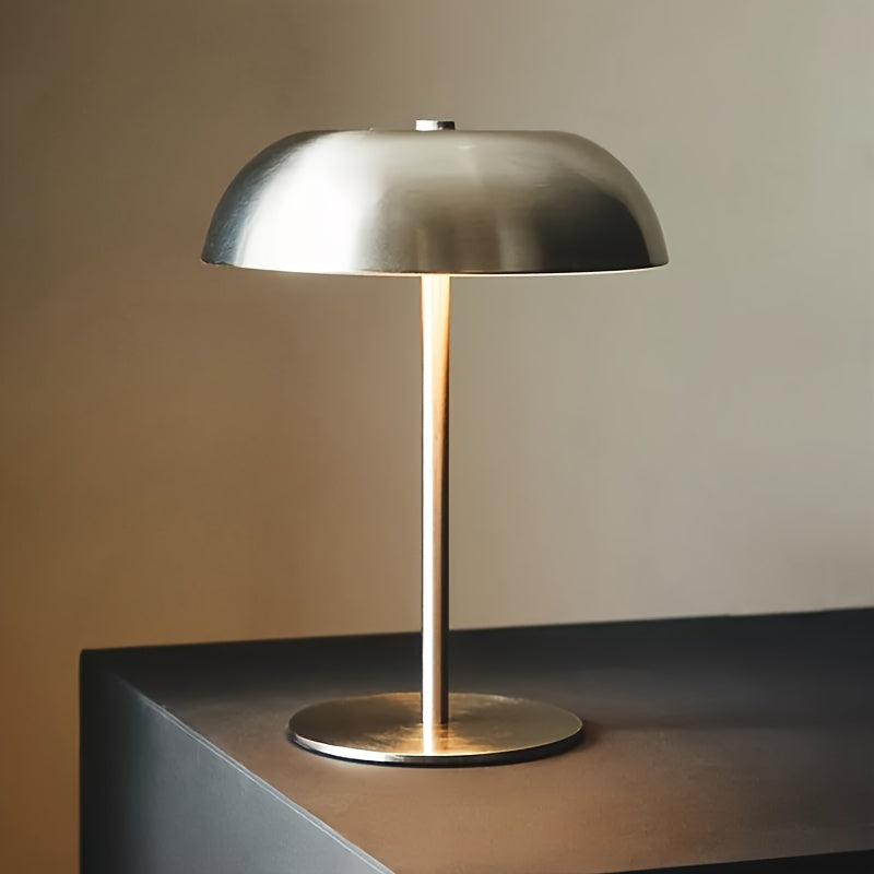 Oplaadbare Metalen Tafellamp met Draadloos Ontwerp