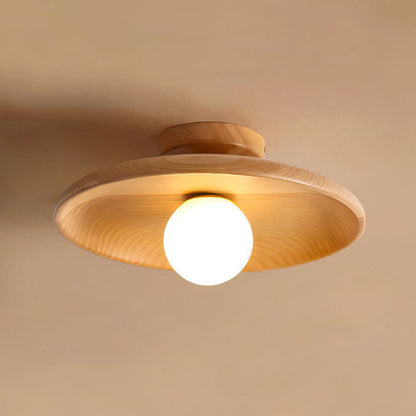 Houten Plafondlamp Met Zachte Lichtbol En Scandinavische Uitstraling