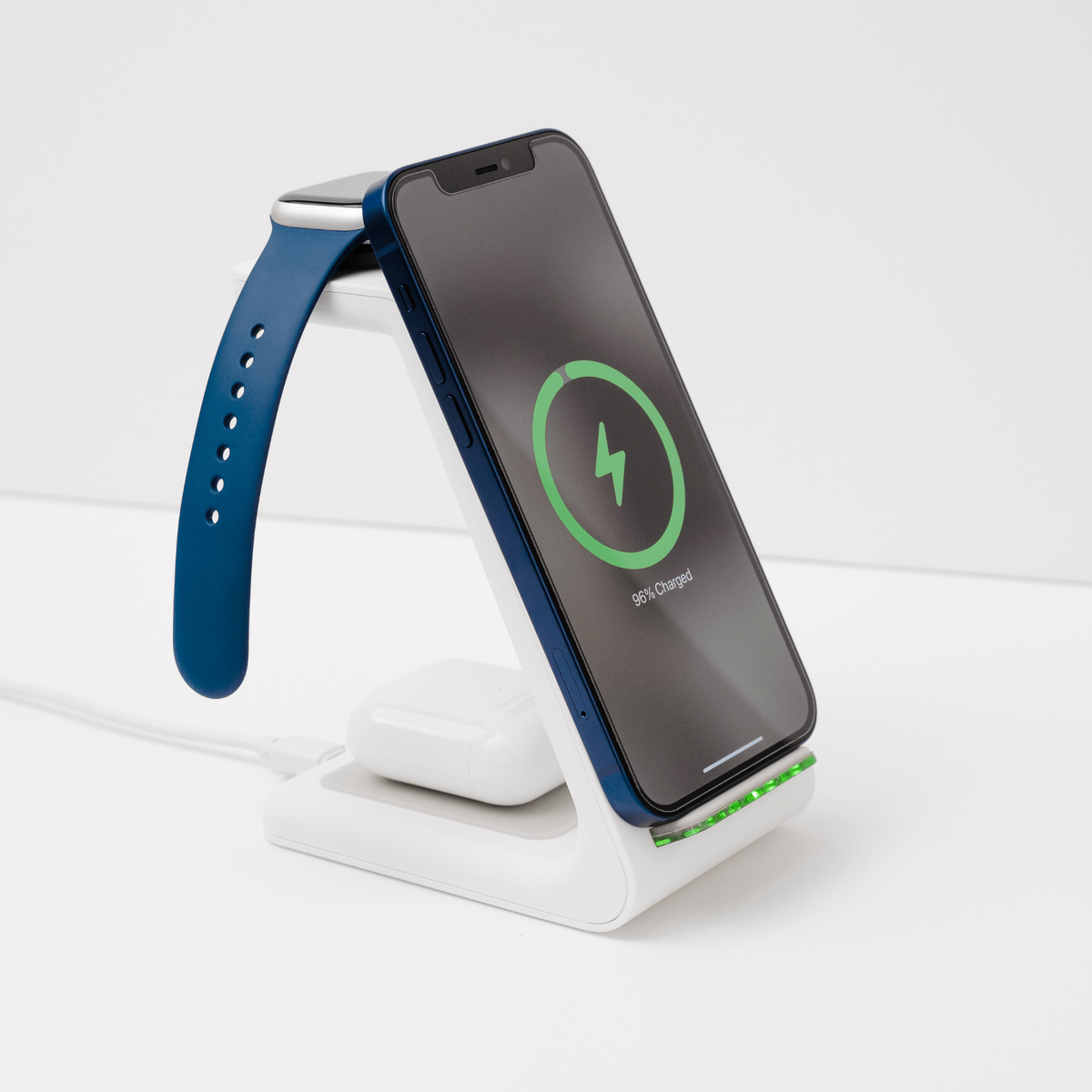 Draadloze 3‑in‑1 Oplaadstation Met Compact Ontwerp En Snelle Uitvoer Voor Dagelijks Gebruik