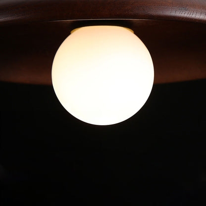 Houten Plafondlamp Met Zachte Lichtbol En Scandinavische Uitstraling