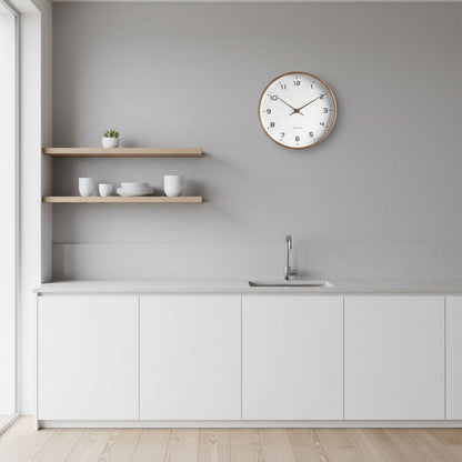 Scandinavische Houten Wandklok Met Stil Uurwerk