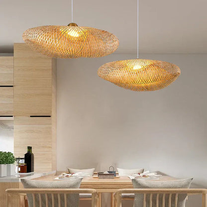 Handgemaakte Rotan Hanglamp Voor Natuurlijke Sfeer In Huis