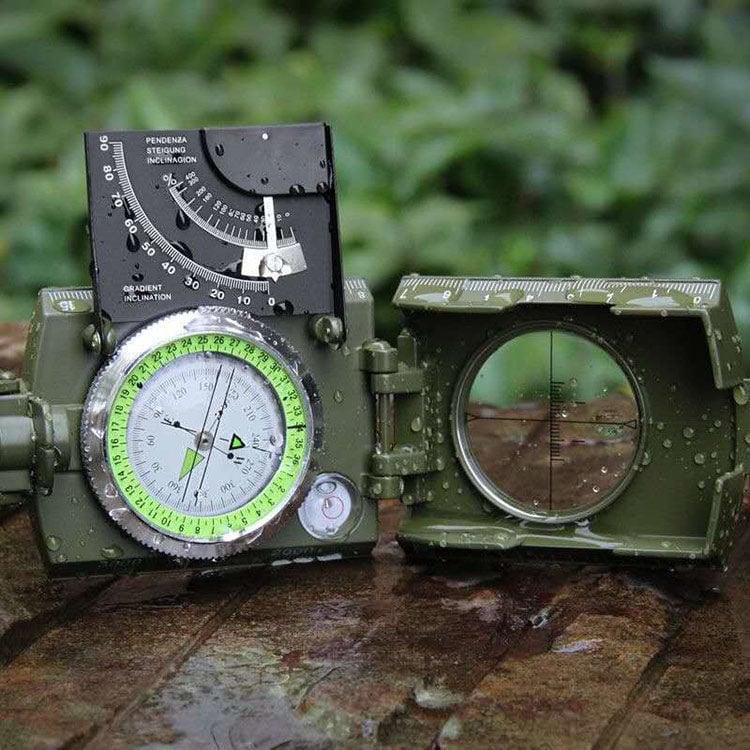 Militair Kompas Met Hellingsmeter Voor Nauwkeurige Navigatie Tijdens Outdoor Avonturen