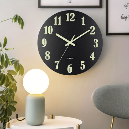 Glowtick RetroLume Wandklok – Stil & Lichtgevend Design met Zwart-Groene Wijzerplaat (Ø ca. 30 cm)