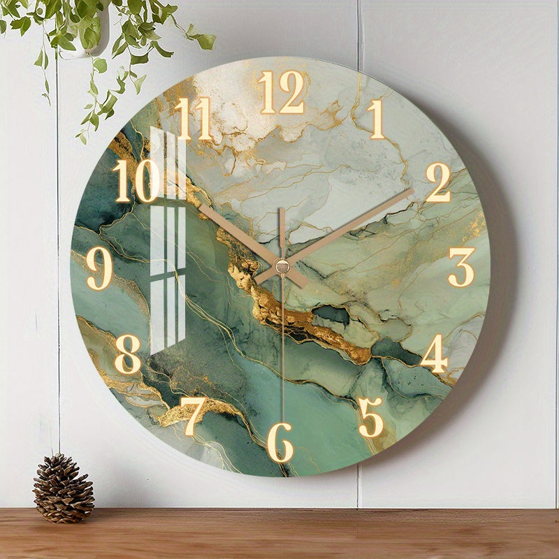 Stille Houten Wandklok Met Marmerlook Voor Moderne Interieurs