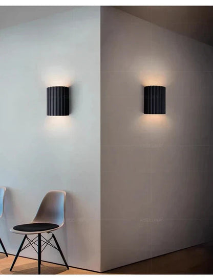 Moderne LED Wandlamp Met Geribbeld Design Voor Sfeervolle Verlichting