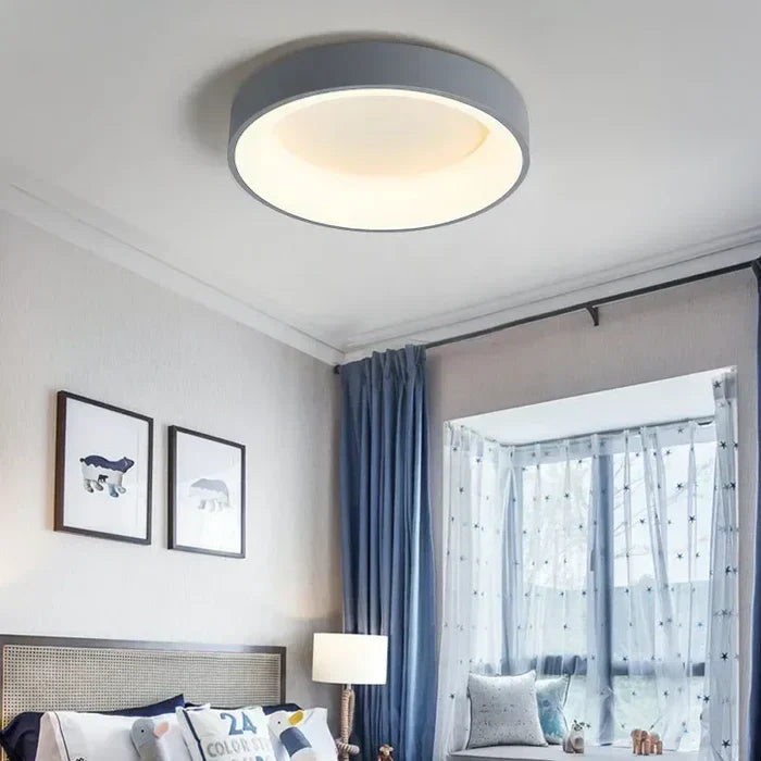 Scandinavische LED Plafondlamp met Minimalistisch Design