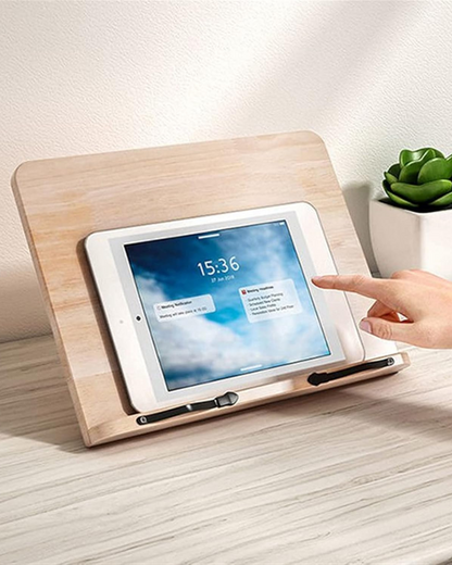 Houten Lees‑ En Tabletstandaard Met Verstelbare Hoek