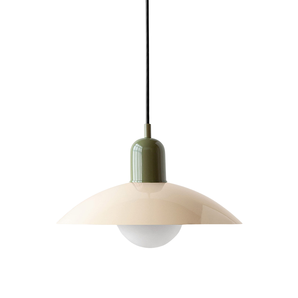 Metalen Hanglamp Met Lage Kap En Scandinavische Lijnen