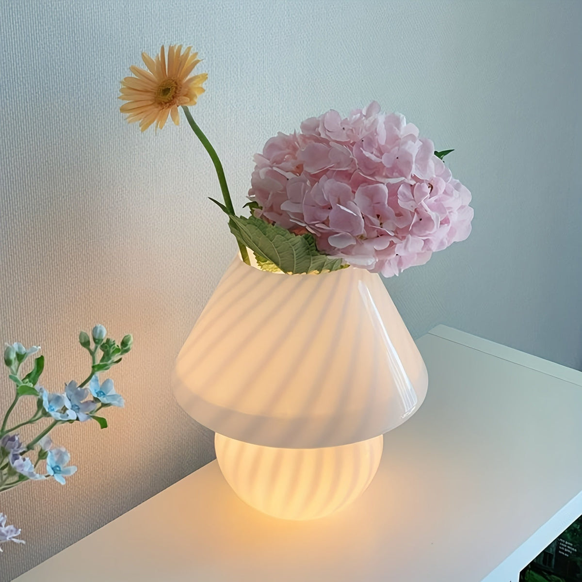 Glazen Paddenstoellamp Met Retro Vormen Voor Zachte Moderne Sfeerverlichting