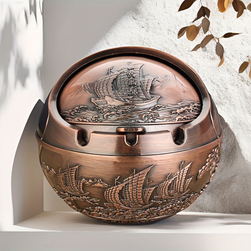 Metalen Asbak met Deksel – Vintage Zeilboot Gravure voor Thuis & Kantoor