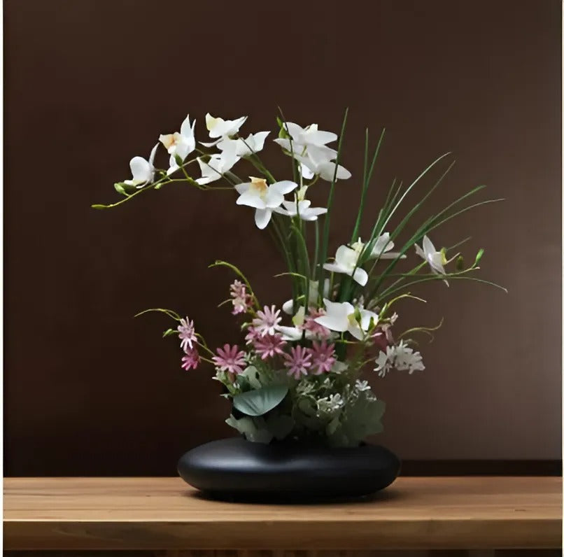 Decoratieve Keramische Vaas Met Orchidee Accent Voor Moderne Interieurs