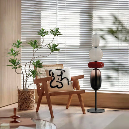 Artistieke Vloerlamp Met Gestapeld Glasdesign En LED-Verlichting