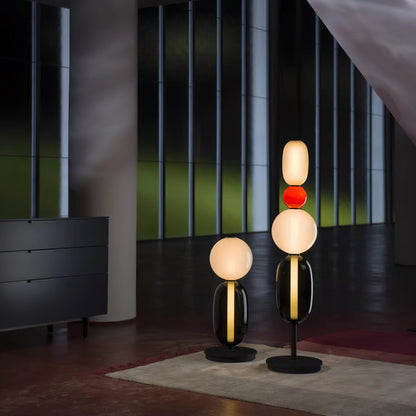 Artistieke Vloerlamp Met Gestapeld Glasdesign En LED-Verlichting