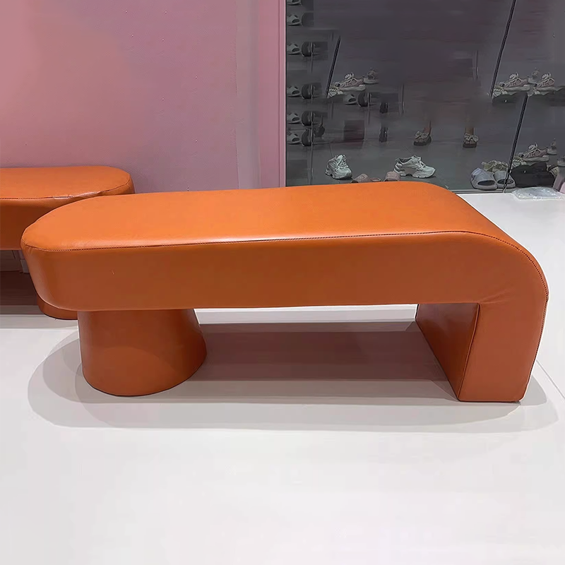 Gestreepte zitbank van PU-leer met houten frame in diverse lengtes