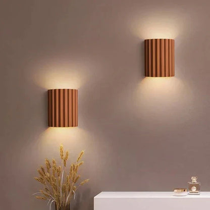 Moderne LED Wandlamp Met Geribbeld Design Voor Sfeervolle Verlichting