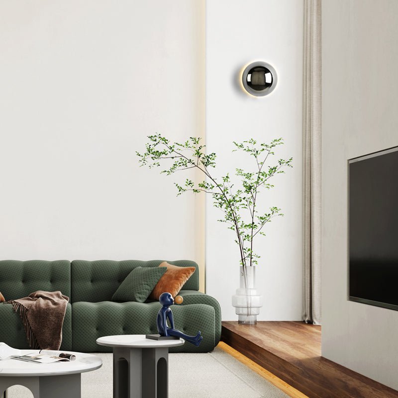 Moderne Wandlamp Met Halo Lichtgloed En Minimalistisch Design