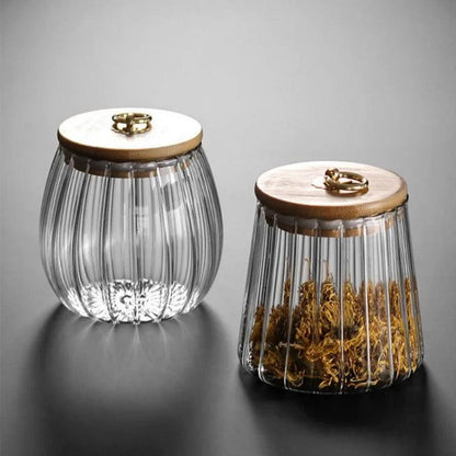 Glazen Opbergpot met Geribbelde Structuur en Houten Deksel voor Moderne Keukenorganisatie