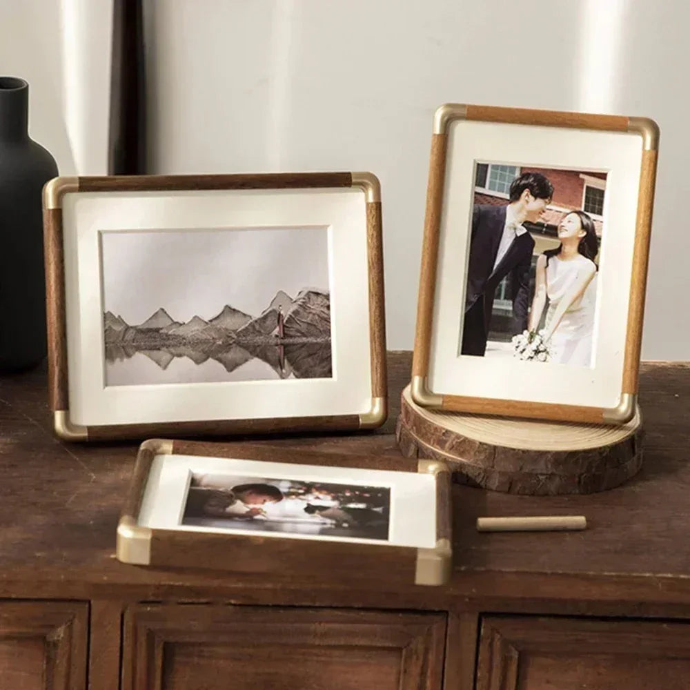Houten Fotolijst met Vintage Profiel voor Moderne Tafelpresentatie