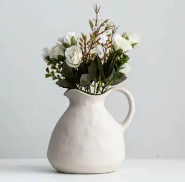 Keramische Pitcher‑Vaas met Matte Structuur voor Moderne Interieuraccenten