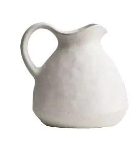 Keramische Pitcher‑Vaas met Matte Structuur voor Moderne Interieuraccenten