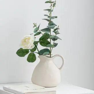 Keramische Pitcher‑Vaas met Matte Structuur voor Moderne Interieuraccenten