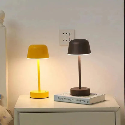 Draagbare Scandinavische Tafellamp Met Dimbare Verlichting