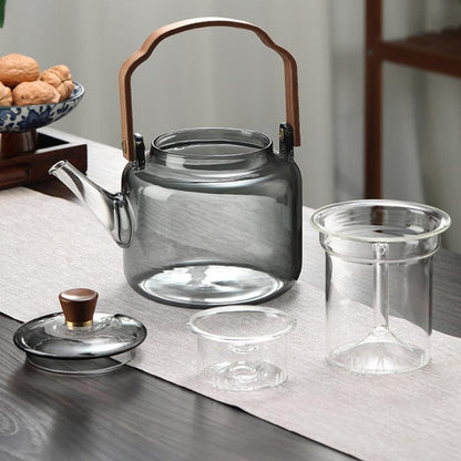 Glazen Theepot Met Walnoothandvat En Japandi‑Ontwerp