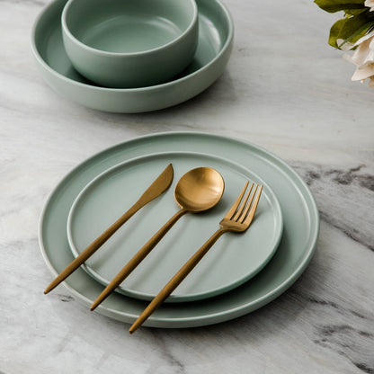 Luxe Bestekset Van RVS Met Matte Afwerking Voor Een Moderne Tafelsetting