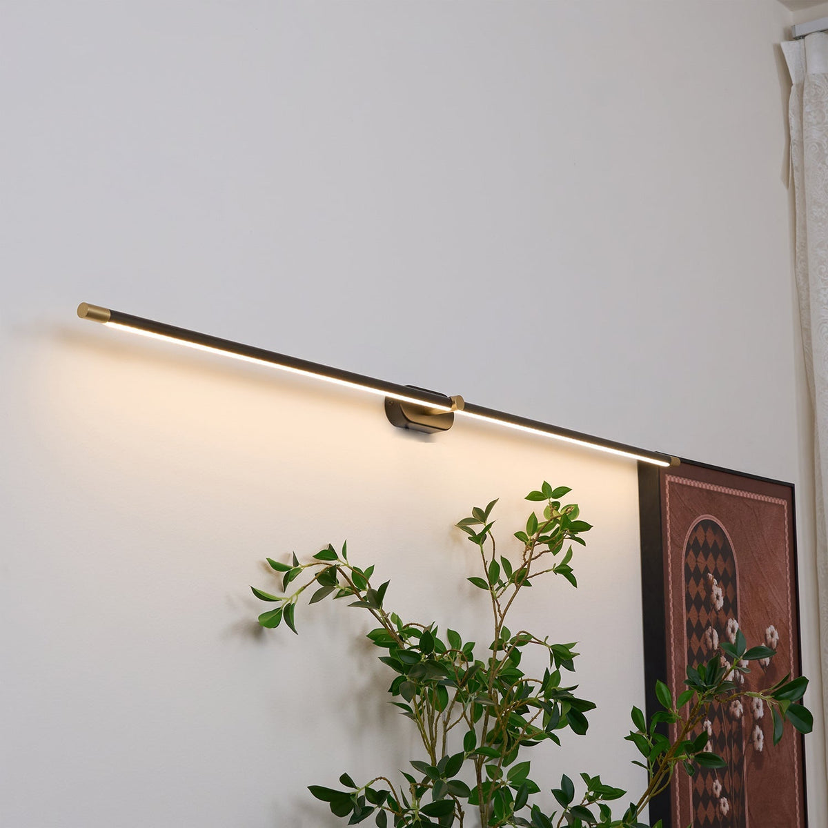 Lineaire Wandlamp Met Slanke Vorm En Zachte LED Verlichting