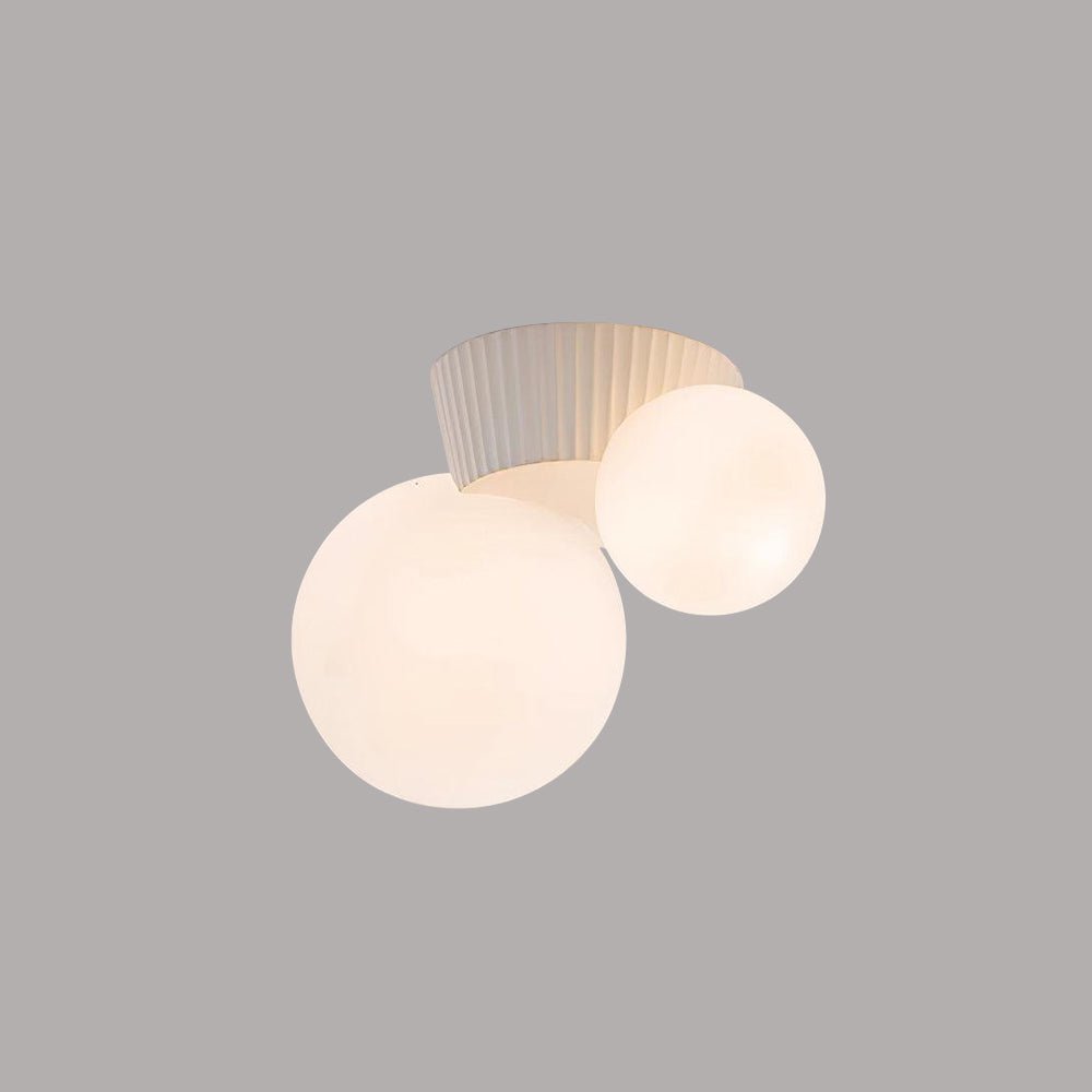 Speelse Plafondlamp Met Dubbele Lichtbollen En Zachte Verlichting