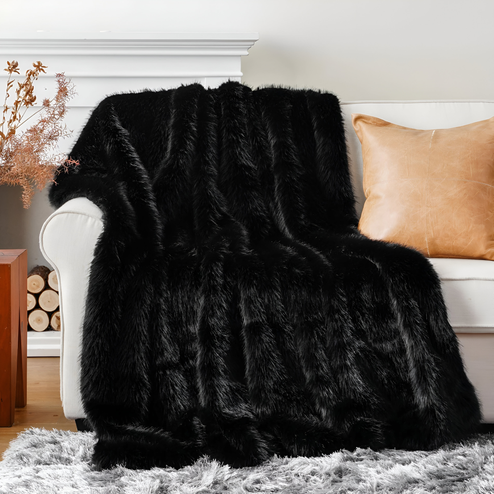 Luxe Plaid Van Imitatiebont Voor Extra Warmte En Comfort