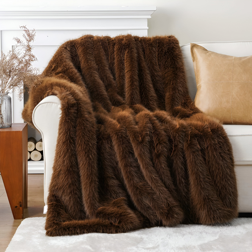Luxe Plaid Van Imitatiebont Voor Extra Warmte En Comfort