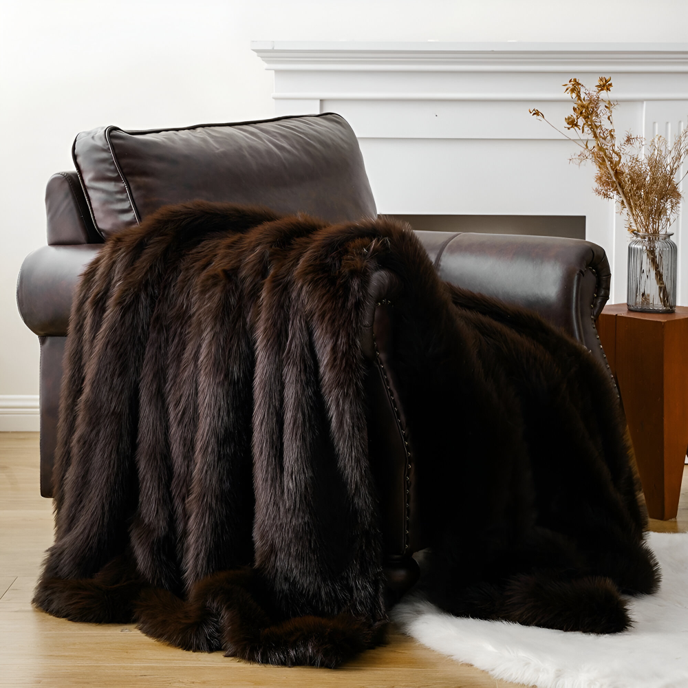 Luxe Plaid Van Imitatiebont Voor Extra Warmte En Comfort
