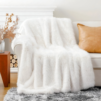 Luxe Plaid Van Imitatiebont Voor Extra Warmte En Comfort