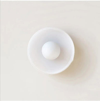 Glazen Plafondlamp In Scandinavische Stijl