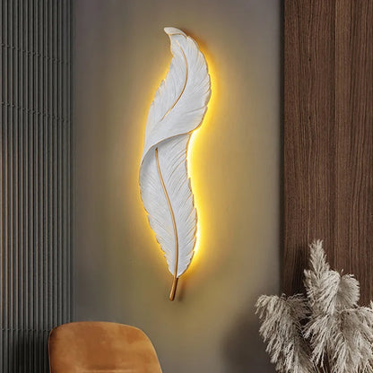 Wandlamp met Witte Veerdetails en Aluminium Behuizing