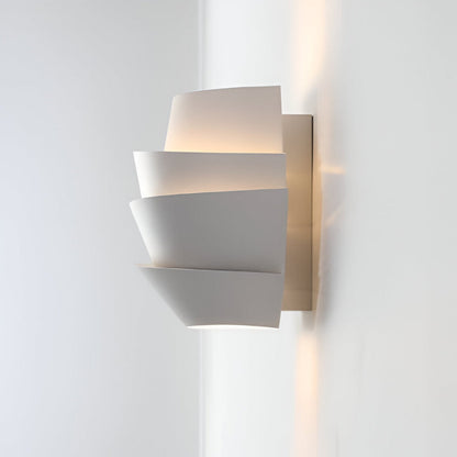 Scandinavische Wandlamp Met Dubbele Lichtpunten Voor Moderne Interieurs