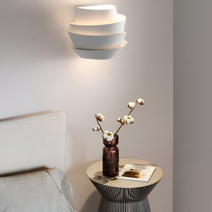 Scandinavische Wandlamp Met Dubbele Lichtpunten Voor Moderne Interieurs