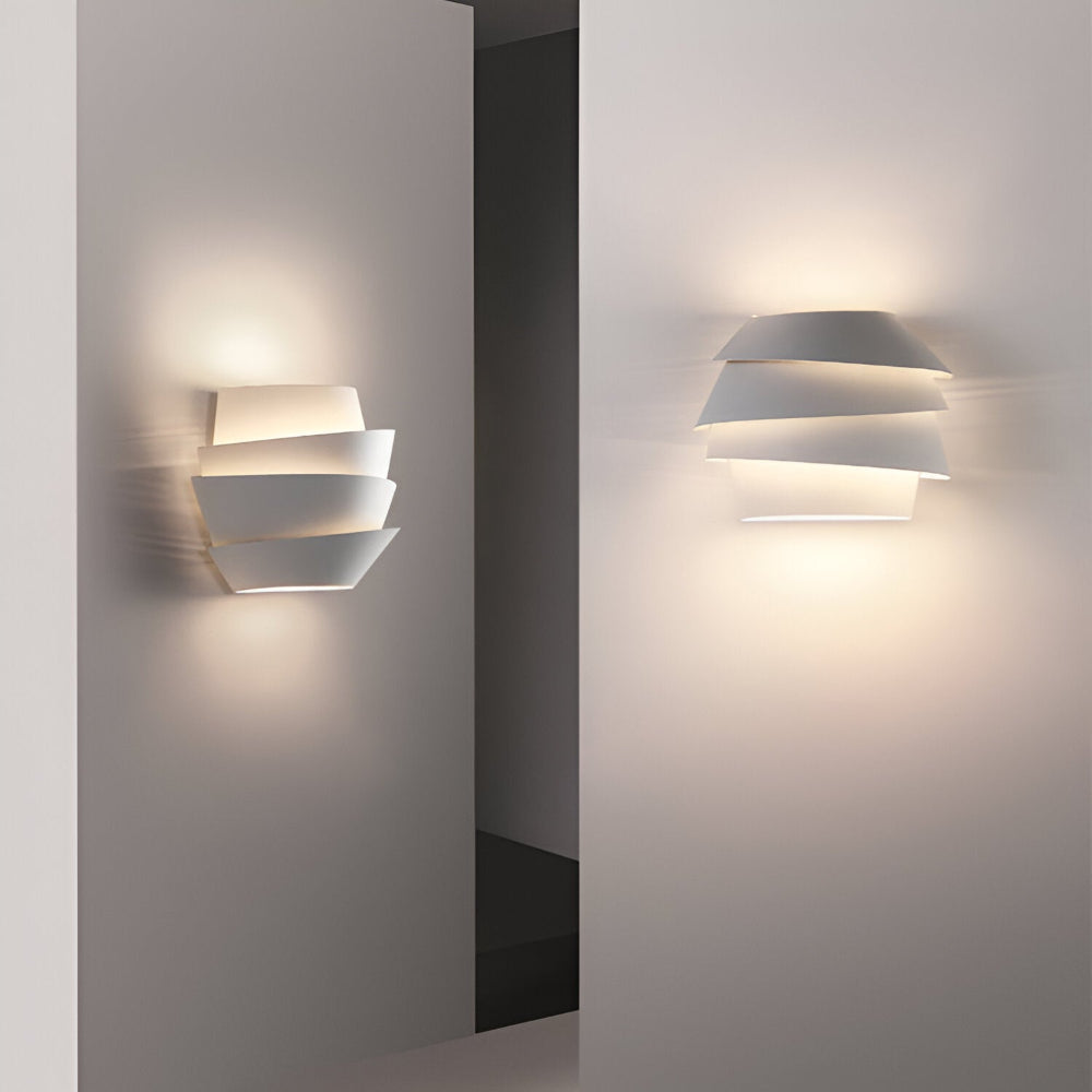 Scandinavische Wandlamp Met Dubbele Lichtpunten Voor Moderne Interieurs