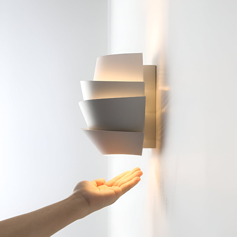 Scandinavische Wandlamp Met Dubbele Lichtpunten Voor Moderne Interieurs