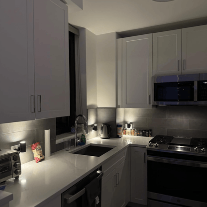 Dimbare led stekkerlamp met automatische lichtsensor