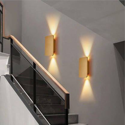 Strakke led binnenwandlamp met rechthoekig ontwerp