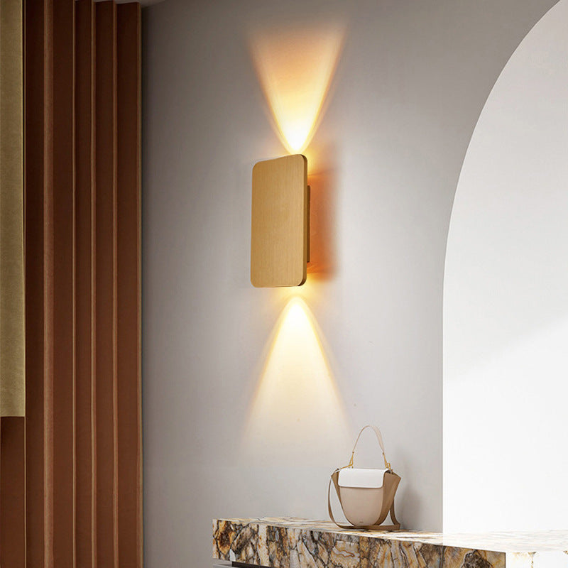 Strakke led binnenwandlamp met rechthoekig ontwerp