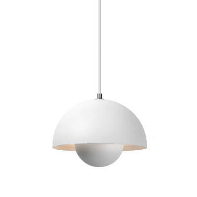Scandinavische Hanglamp Met Halfronde Kap En Tijdloos Design