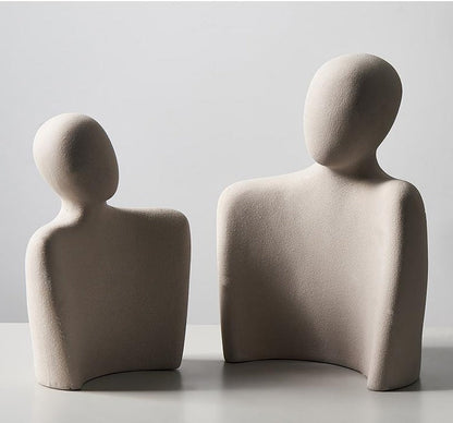 Abstracte Keramische Liefdessculptuur Voor Moderne En Tijdloze Woondecoratie