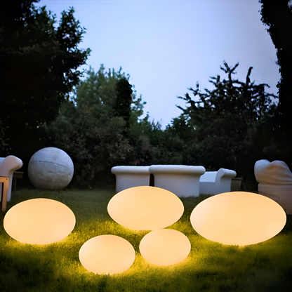 Decoratieve Tuinlamp In Steenvorm Met Solarverlichting Voor Buitenruimtes